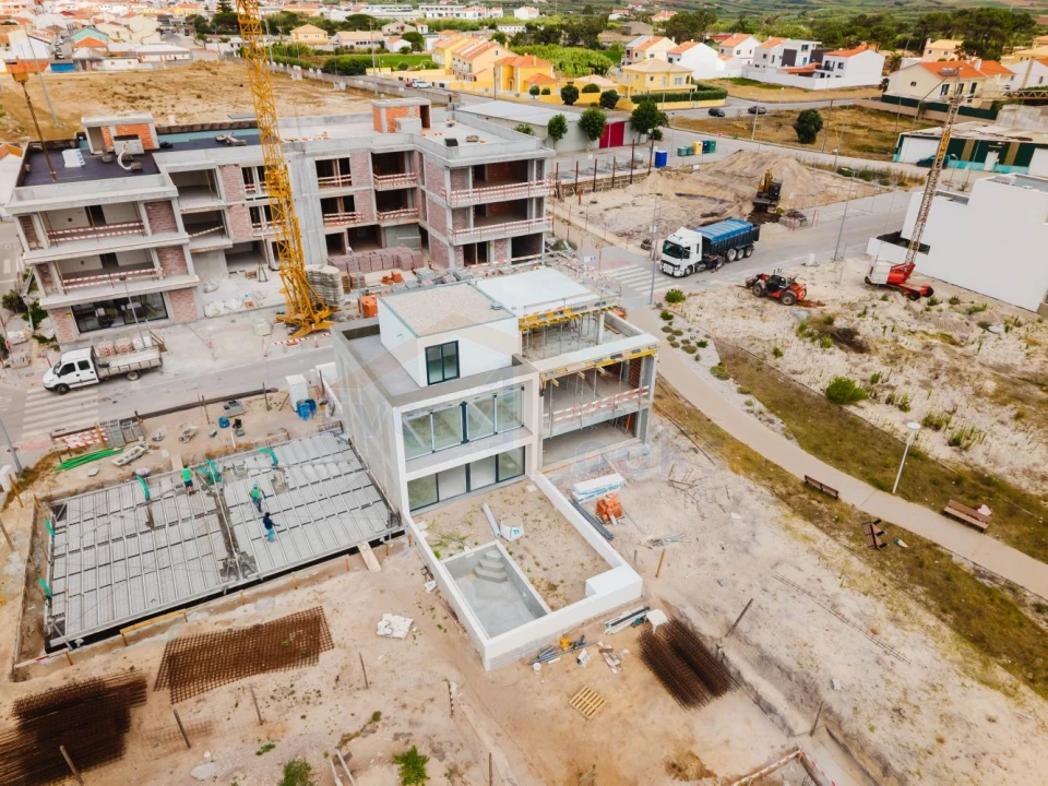Moradia T3 para Venda em Ferrel Foto 2