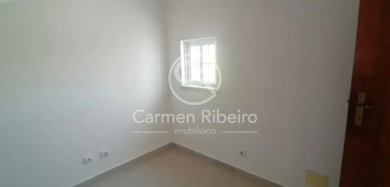 Moradia T4 para Venda em Fronteira
