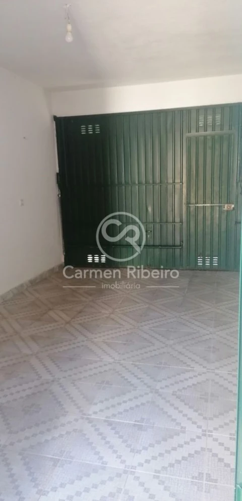 Moradia T4 para Venda em Fronteira