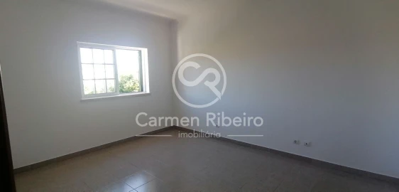 Moradia T4 para Venda em Fronteira
