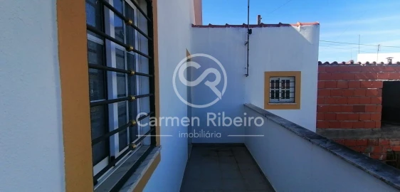 Moradia T4 para Venda em Fronteira