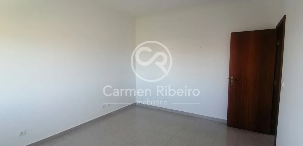 Moradia T4 para Venda em Fronteira Foto 31