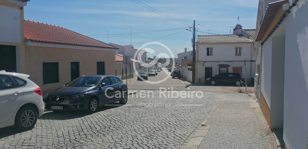 Moradia T4 para Venda em Fronteira Foto 38