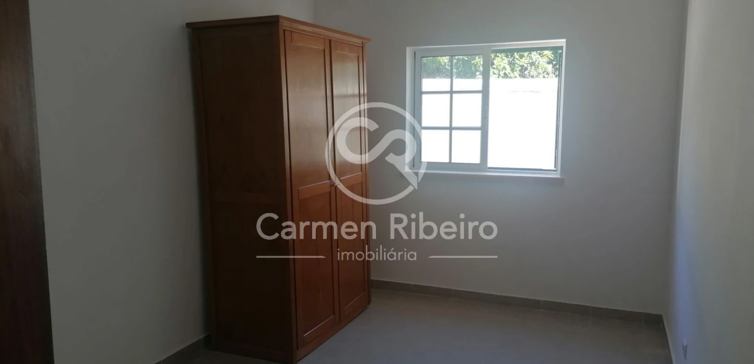 Moradia T4 para Venda em Fronteira Foto 14