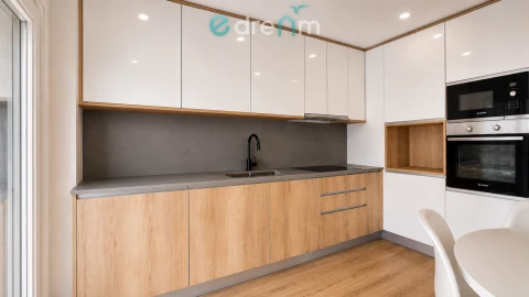 Apartamento T2 para Venda em União das Freguesias de Setúbal