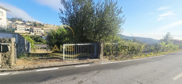 Moradia T3 para Venda em Arões (São Romão)