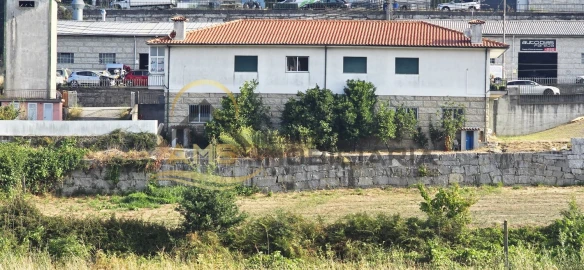 Moradia T3 para Venda em Arões (São Romão)