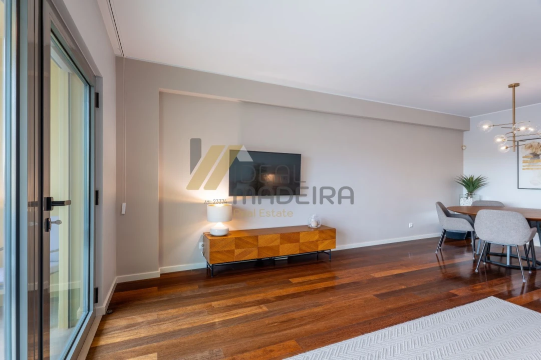 Apartamento T3 para Venda em São Martinho Foto 6