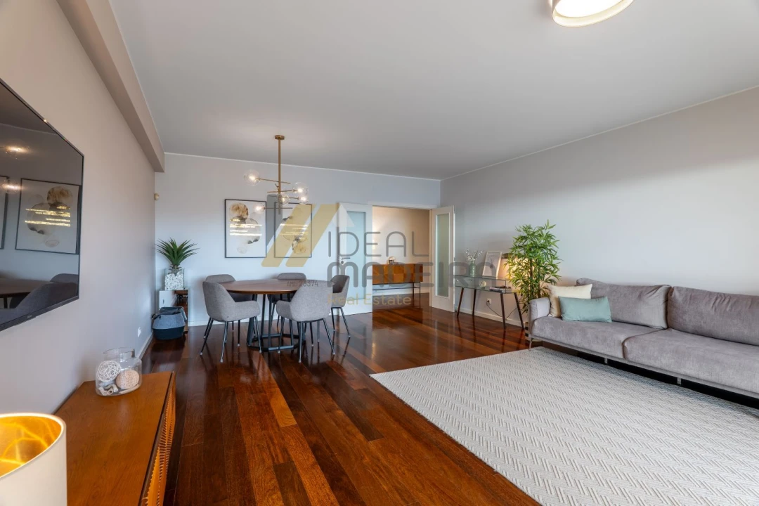 Apartamento T3 para Venda em São Martinho Foto 8
