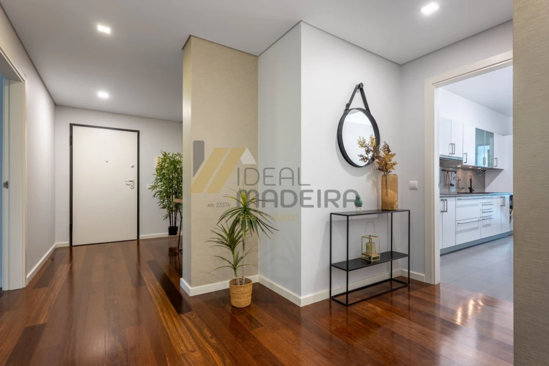 Apartamento T3 para Venda em São Martinho Foto 12