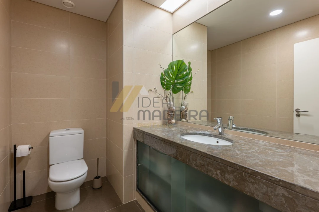 Apartamento T3 para Venda em São Martinho Foto 40