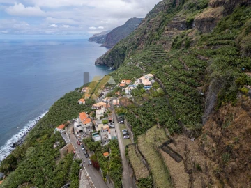 Terreno para Venda em Canhas