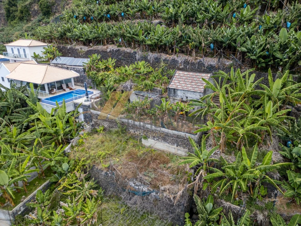 Terreno para Venda em Canhas Foto 6