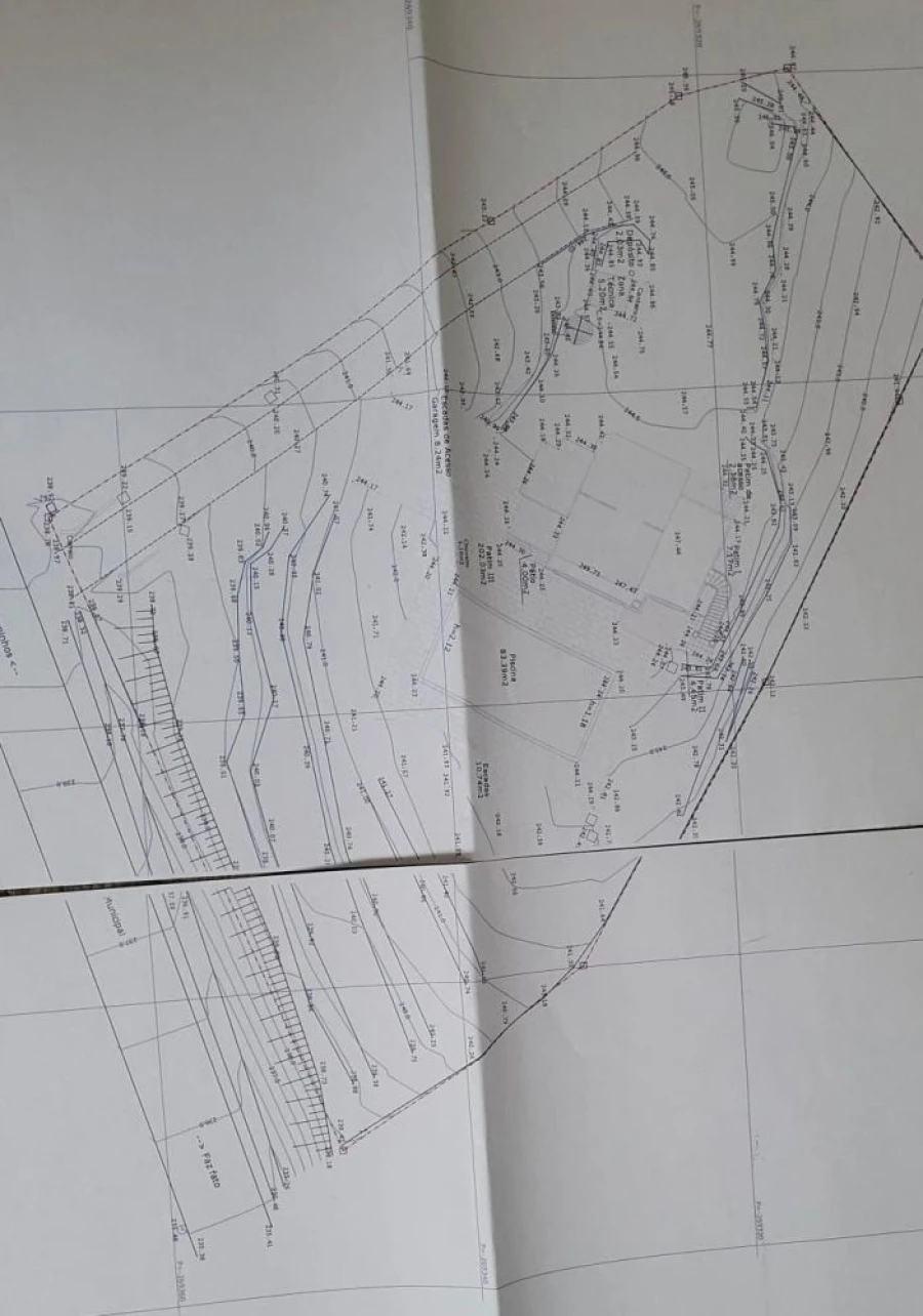 Moradia T4 para Venda em Conceição e Cabanas de Tavira Planta 4