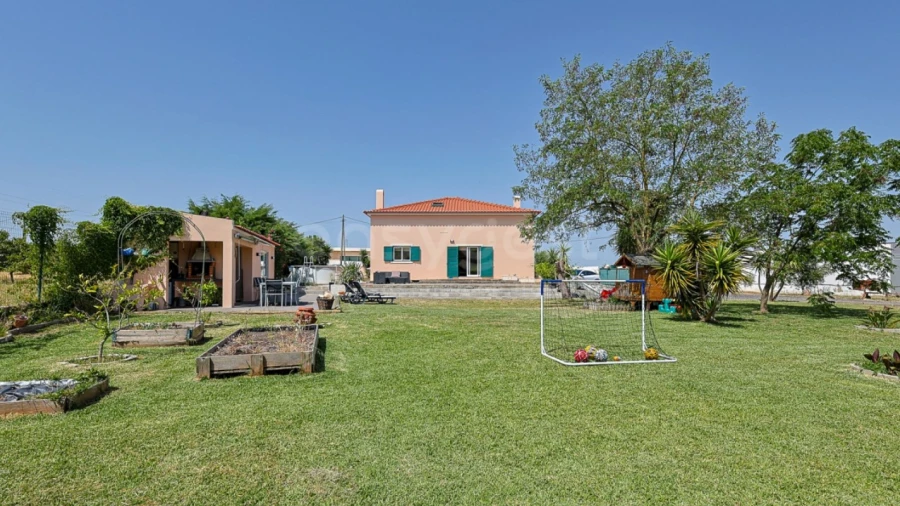 Quinta T3 para Venda em Quinta do Anjo