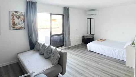 Apartamento para Venda em Albufeira e Olhos de Água
