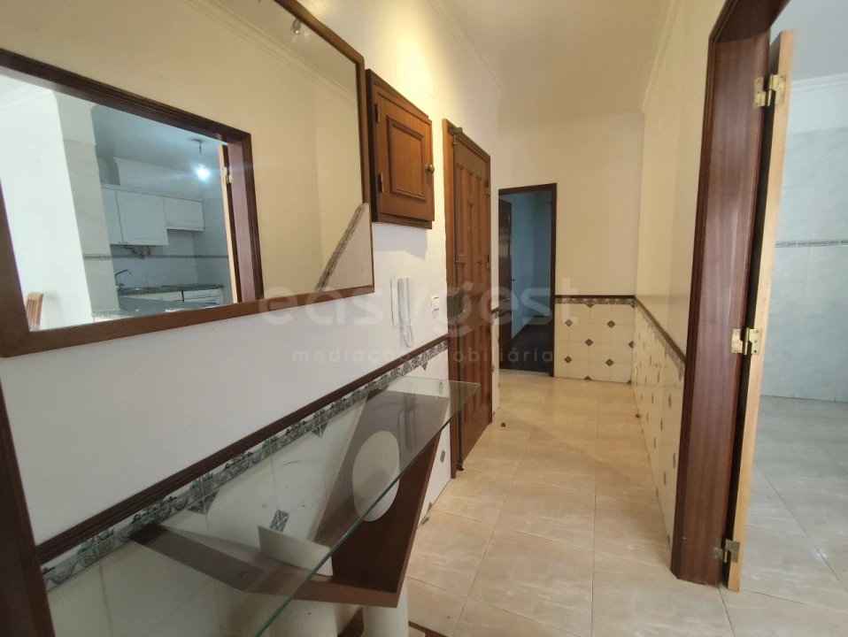 Apartamento T2 para Venda em Algueirão-Mem Martins Foto 7
