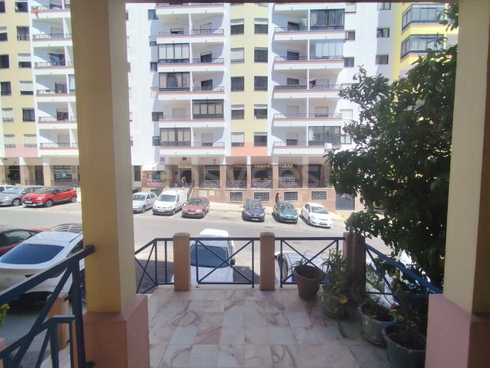 Apartamento T2 para Venda em Algueirão-Mem Martins Foto 21
