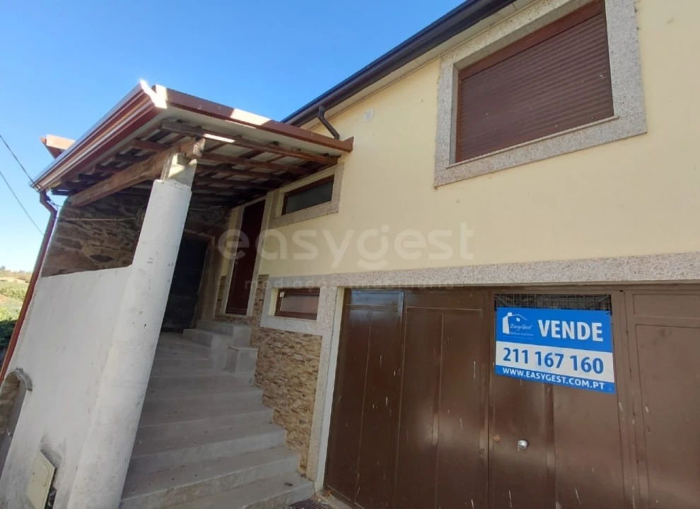 Moradia T2 para Venda em Vilarinho dos Galegos e Ventozelo Foto 1