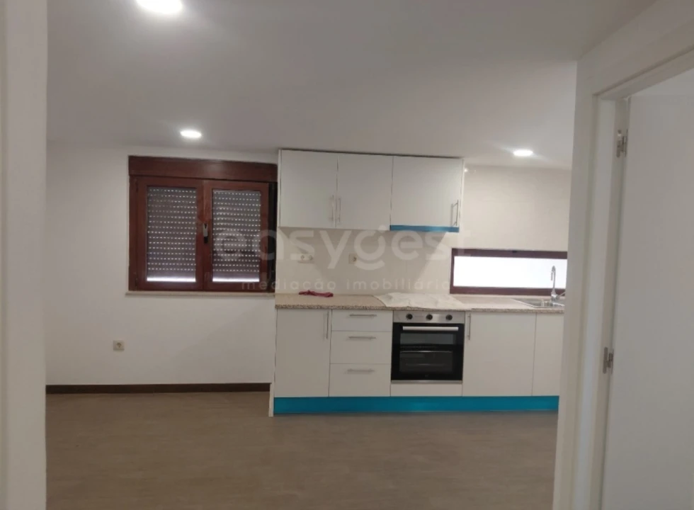 Moradia T2 para Venda em Vilarinho dos Galegos e Ventozelo Foto 6