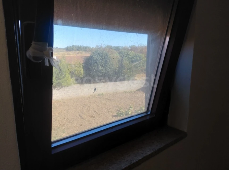 Moradia T2 para Venda em Vilarinho dos Galegos e Ventozelo Foto 12