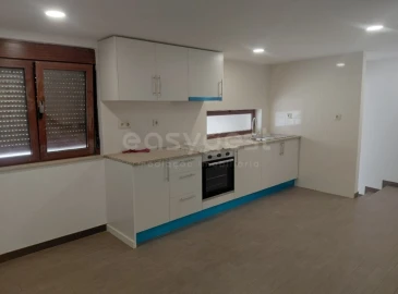 Moradia T2 para Venda em Vilarinho dos Galegos e Ventozelo