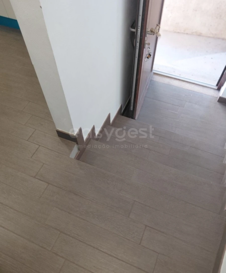 Moradia T2 para Venda em Vilarinho dos Galegos e Ventozelo Foto 4