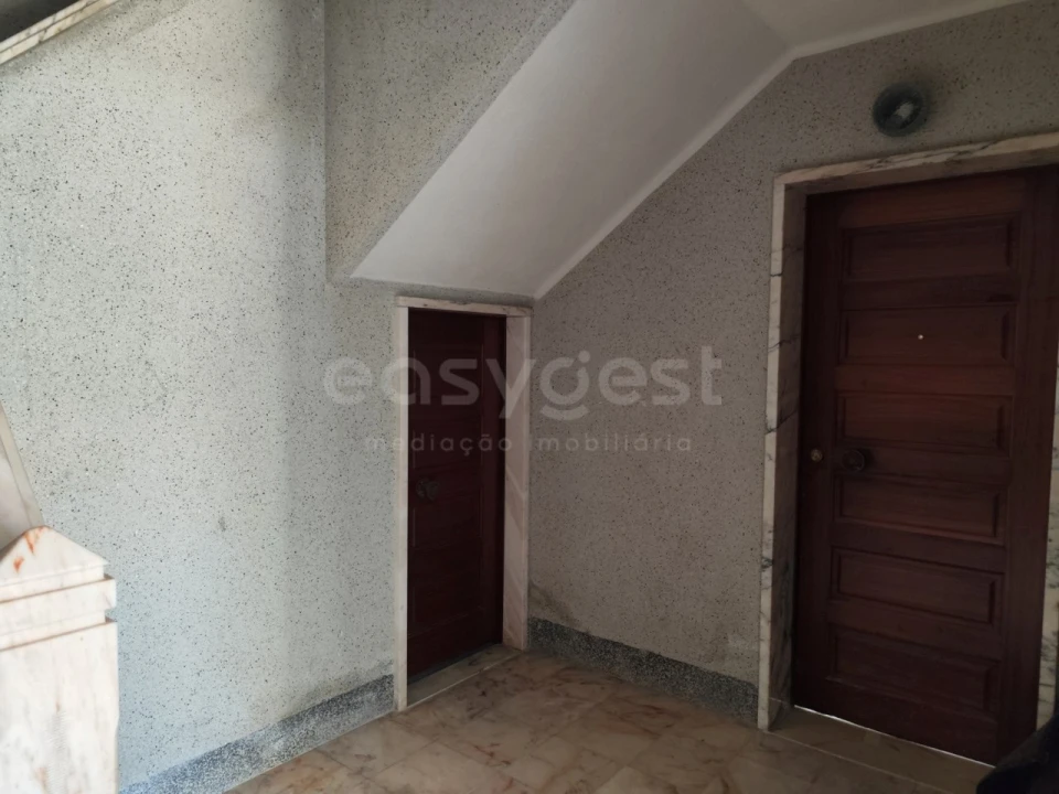 Apartamento T3 para Venda em Cacém e São Marcos Foto 15