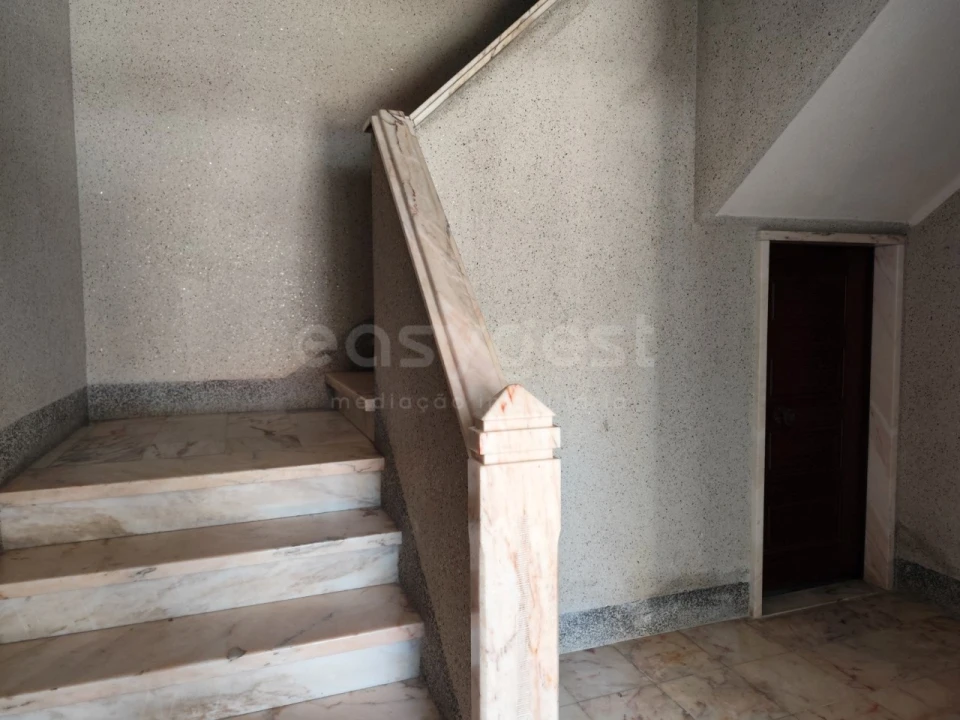 Apartamento T3 para Venda em Cacém e São Marcos Foto 16