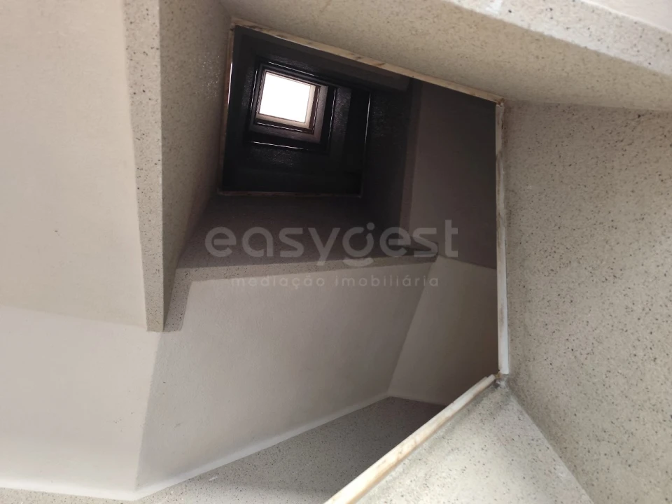 Apartamento T3 para Venda em Cacém e São Marcos Foto 17