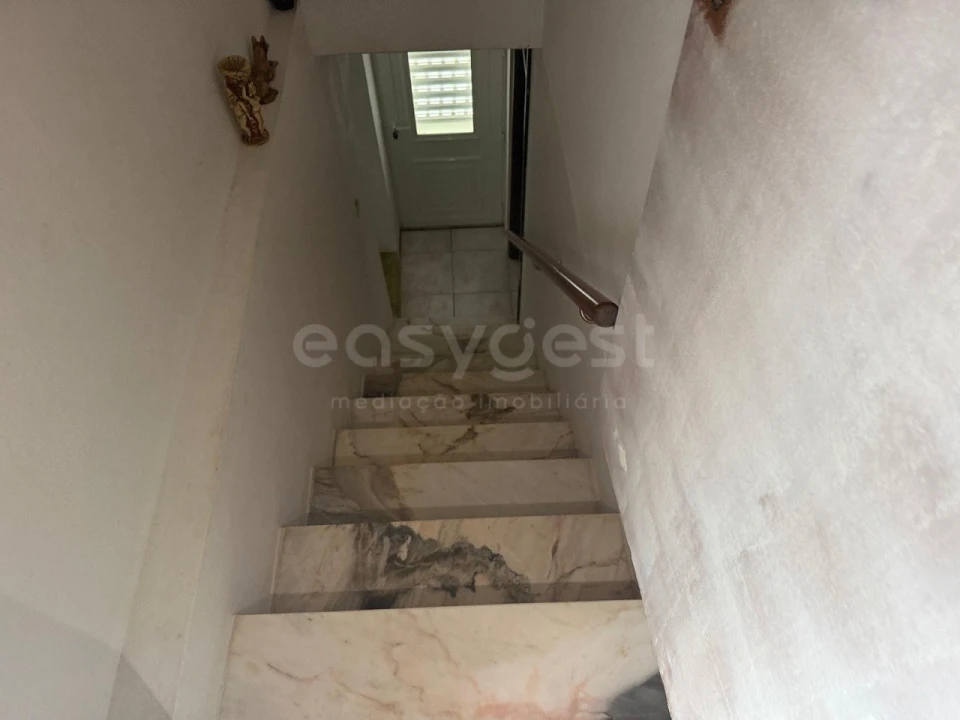Moradia T6 para Venda em Urros e Peredo dos Castelhanos Foto 6