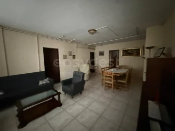 Moradia T6 para Venda em Urros e Peredo dos Castelhanos