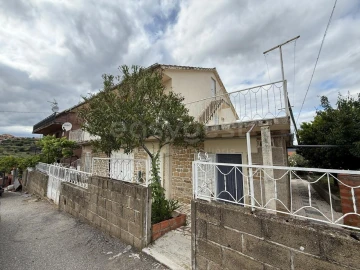 Moradia T6 para Venda em Urros e Peredo dos Castelhanos