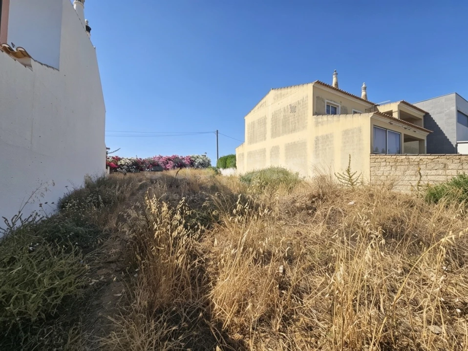 Terreno para Venda em Estômbar e Parchal Foto 8