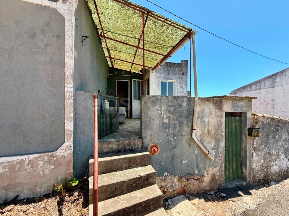 Moradia T2 para Venda em Roliça Foto 2