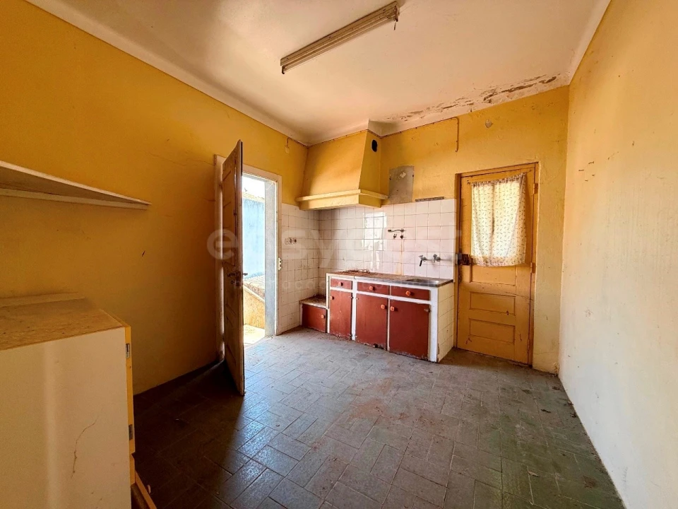 Moradia T2 para Venda em Roliça Foto 18