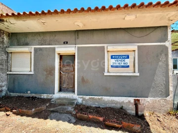 Moradia T2 para Venda em Roliça