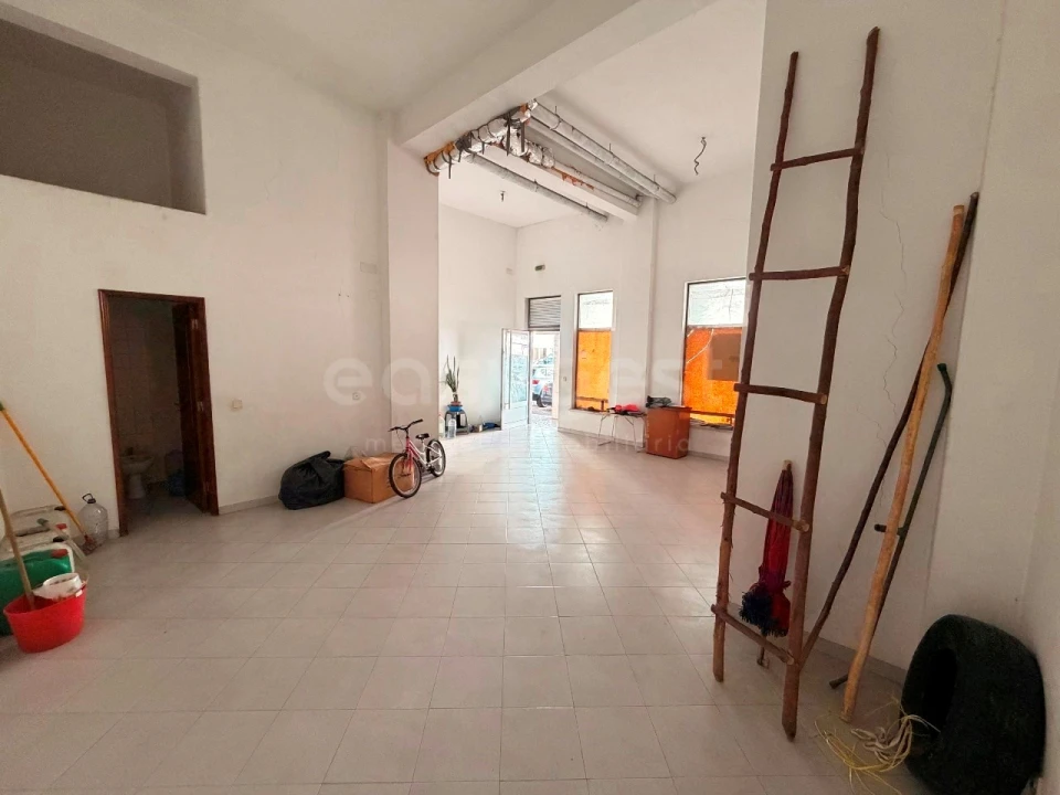 Loja para Venda em Setubal (São Sebastião) Foto 5