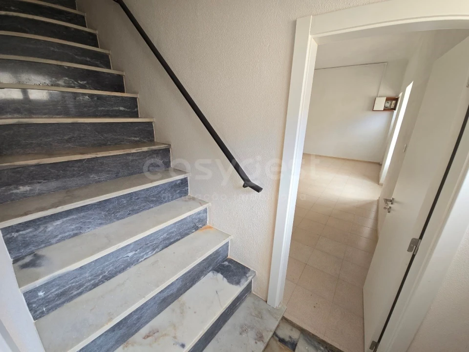 Moradia T3 para Venda em São João da Boa Vista Foto 27