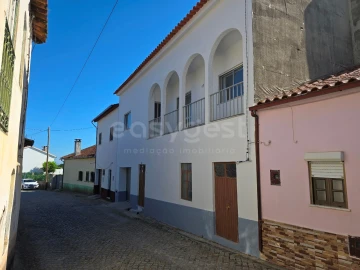 Moradia T3 para Venda em São João da Boa Vista