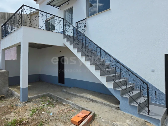 Moradia T3 para Venda em São João da Boa Vista Foto 18