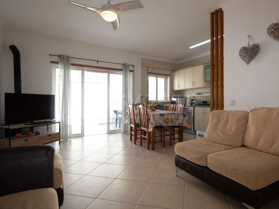 Moradia T3 para Venda em Vila Nova de Cacela Foto 3