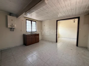 Moradia T4 para Venda em Serra D'El-Rei