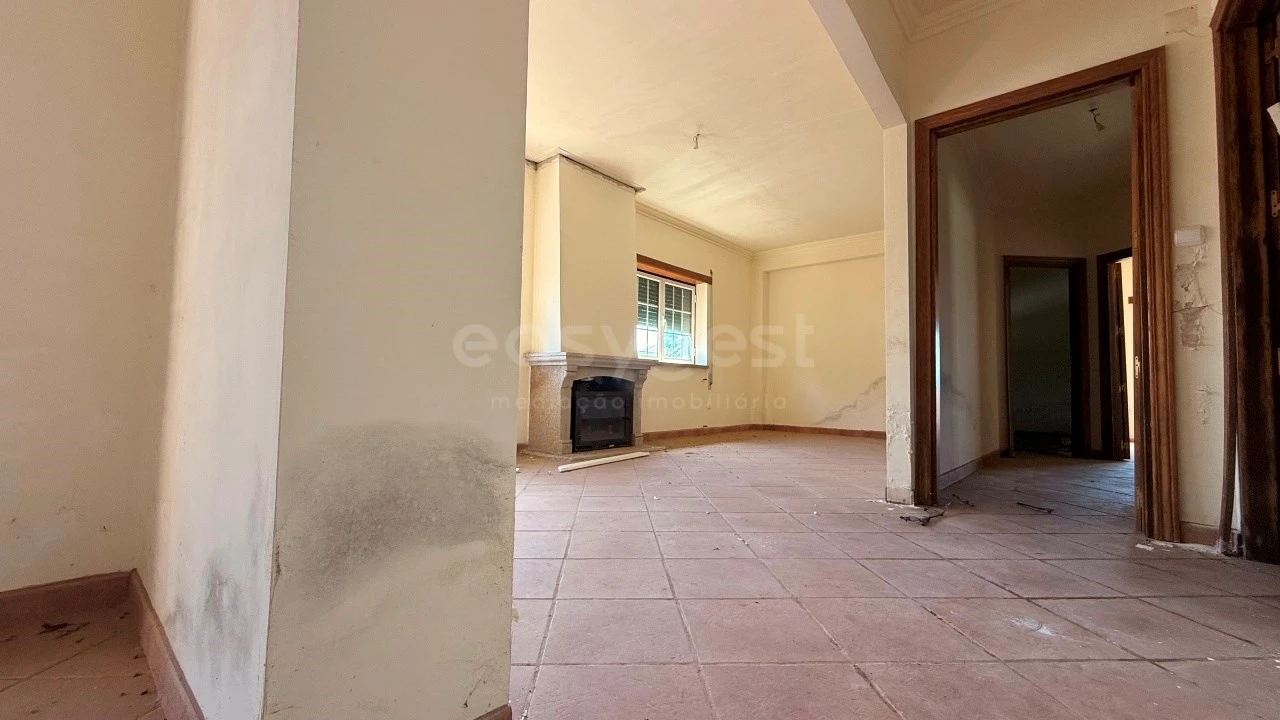 Prédio para Venda em Tortosendo Foto 19
