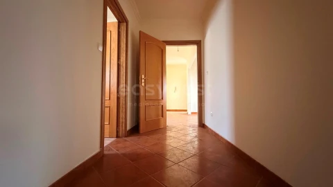Prédio para Venda em Tortosendo