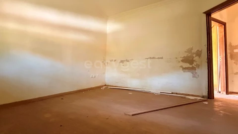 Prédio para Venda em Tortosendo