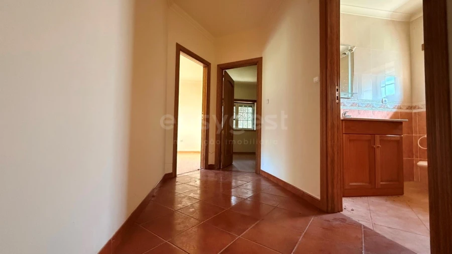 Prédio para Venda em Tortosendo Foto 7