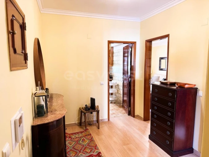 Apartamento T3 para Venda em Carcavelos e Parede Foto 3