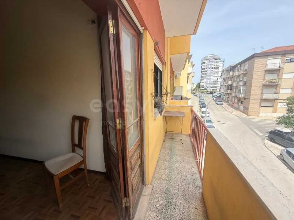 Apartamento T2 para Venda em Alto do Seixalinho, Santo André e Verderena Foto 1