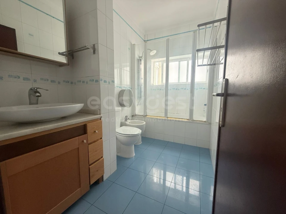 Apartamento T2 para Venda em Alto do Seixalinho, Santo André e Verderena Foto 7